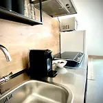 Appartamento Waterfront - Urbane Eleganz Am Bachufer