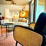 Waterfront - Urbane Eleganz Am Bachufer Apartment Villach