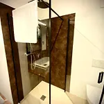 Waterfront - Urbane Eleganz Am Bachufer * Филлах