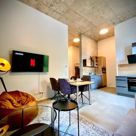 Waterfront - Urbane Eleganz Am Bachufer Apartament *