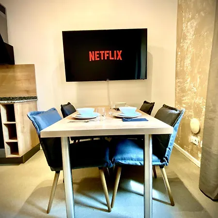 Apartament Waterfront - Urbane Eleganz Am Bachufer *