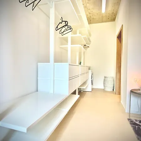 Appartamento Waterfront - Urbane Eleganz Am Bachufer