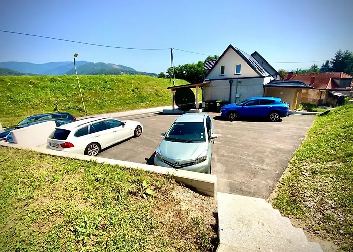 Waterfront - Urbane Eleganz Am Bachufer Apartament Villach