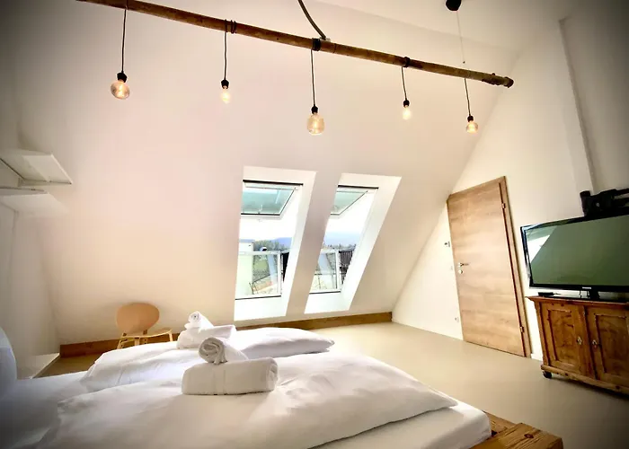 Apartament Waterfront - Urbane Eleganz Am Bachufer *